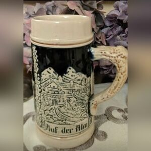 Vintage WEST GERMANY Beer Stein 1/4 Liter "Auf Der Alm Ist Es Schon" 1949-1990